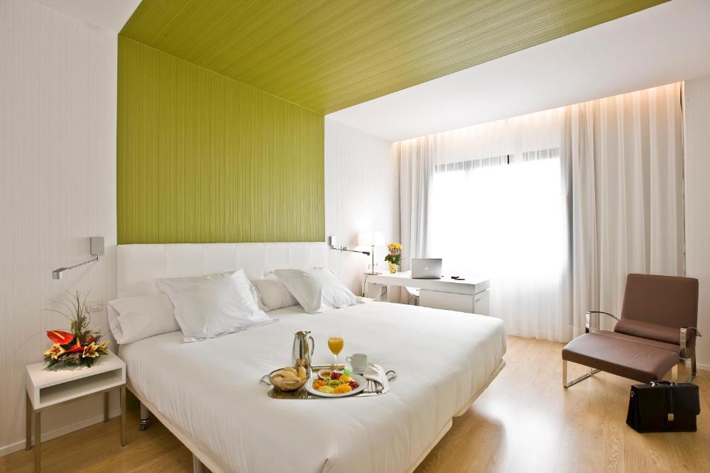 Double or Twin Room (2 Adults) interior